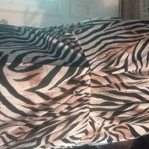 S/m - Picture 4 of 10